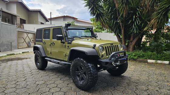 JEEP WRANGLER 3.6 UNLIMITED SPORT 4X4 V6 GASOLINA 4P AUTOMÁTICO